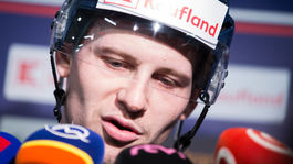 Oco hral práve golf. Je hrdý a príde za mnou do Dánska, teší sa Bondra