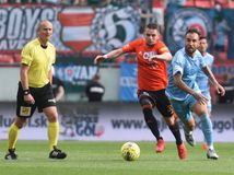 Na Slovensku ovplyvňoval zápasy, do lopty si...