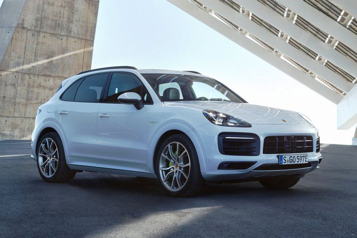Čím chváliť sa však nemá ani Porsche. Jeho...