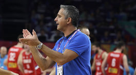 Kokoškov v Európe šokoval. Uspeje aj v NBA?