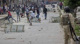 V Kašmíre sa opäť bojuje, zrážky majú ďalších ranených civilistov