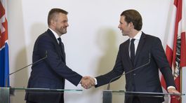 Rovnaké dane, rovnaké prídavky. Pellegrini nesúhlasí s rakúskym návrhom, Kurz diskrimináciu nevidí