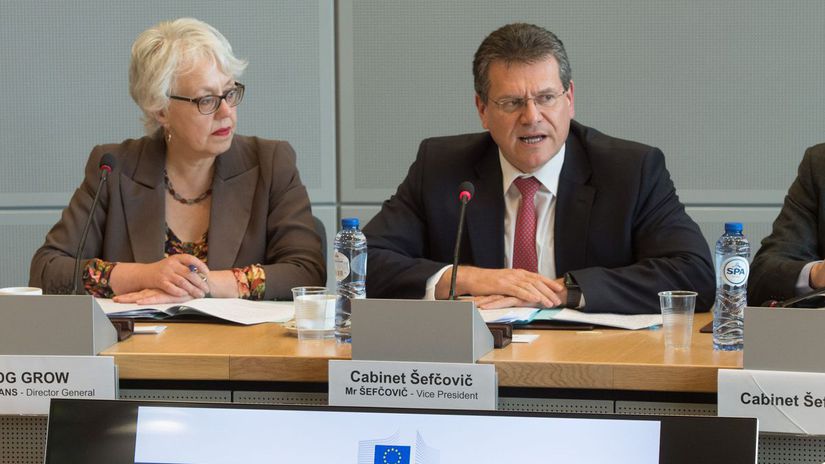 Maroš Šefčovič vedie rokovanie Európskej...