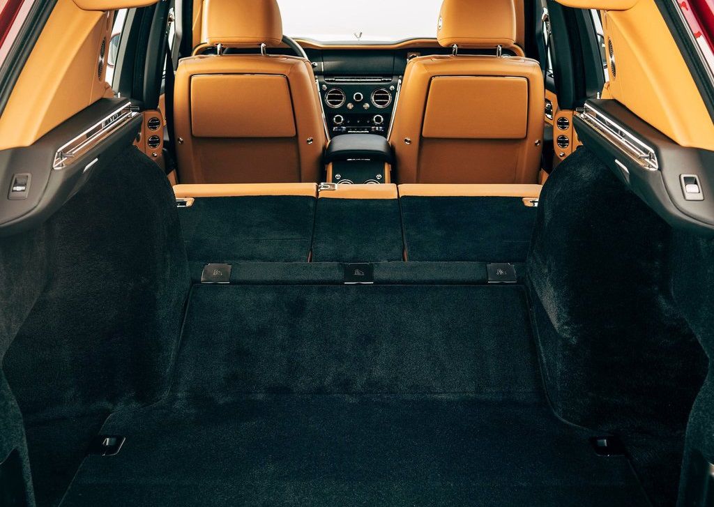 Po prvý raz sa v modeli Rolls-Royce objavuje...
