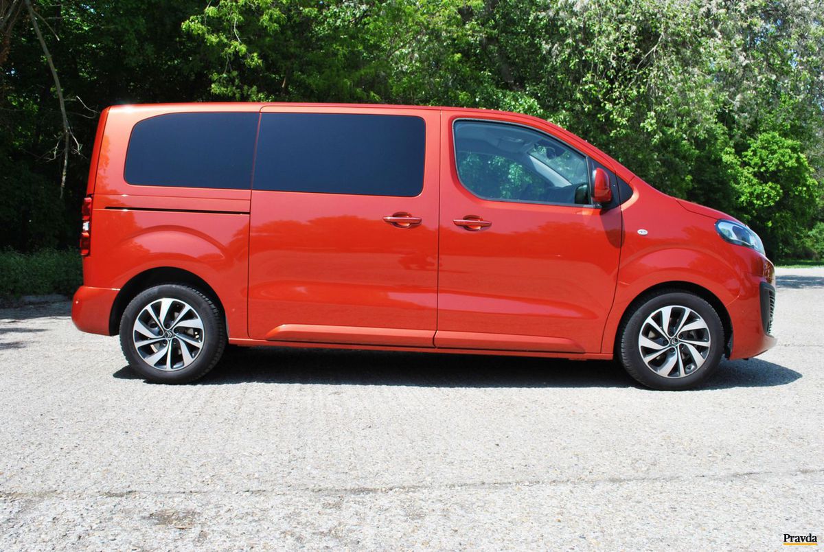 Tejto triede kraľujú jednoduché línie....