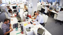 Ako dlho pracujú ľudia v jednej firme?