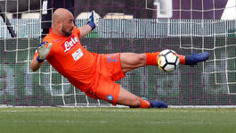 Neapol opúšťa brankárska jednotka. Mieri do konkurenčného Milána