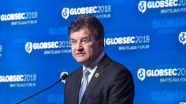 Pre Cséfalvayovú bol Lajčák garanciou, Krajniak pre demisiu 'plakať nebude'