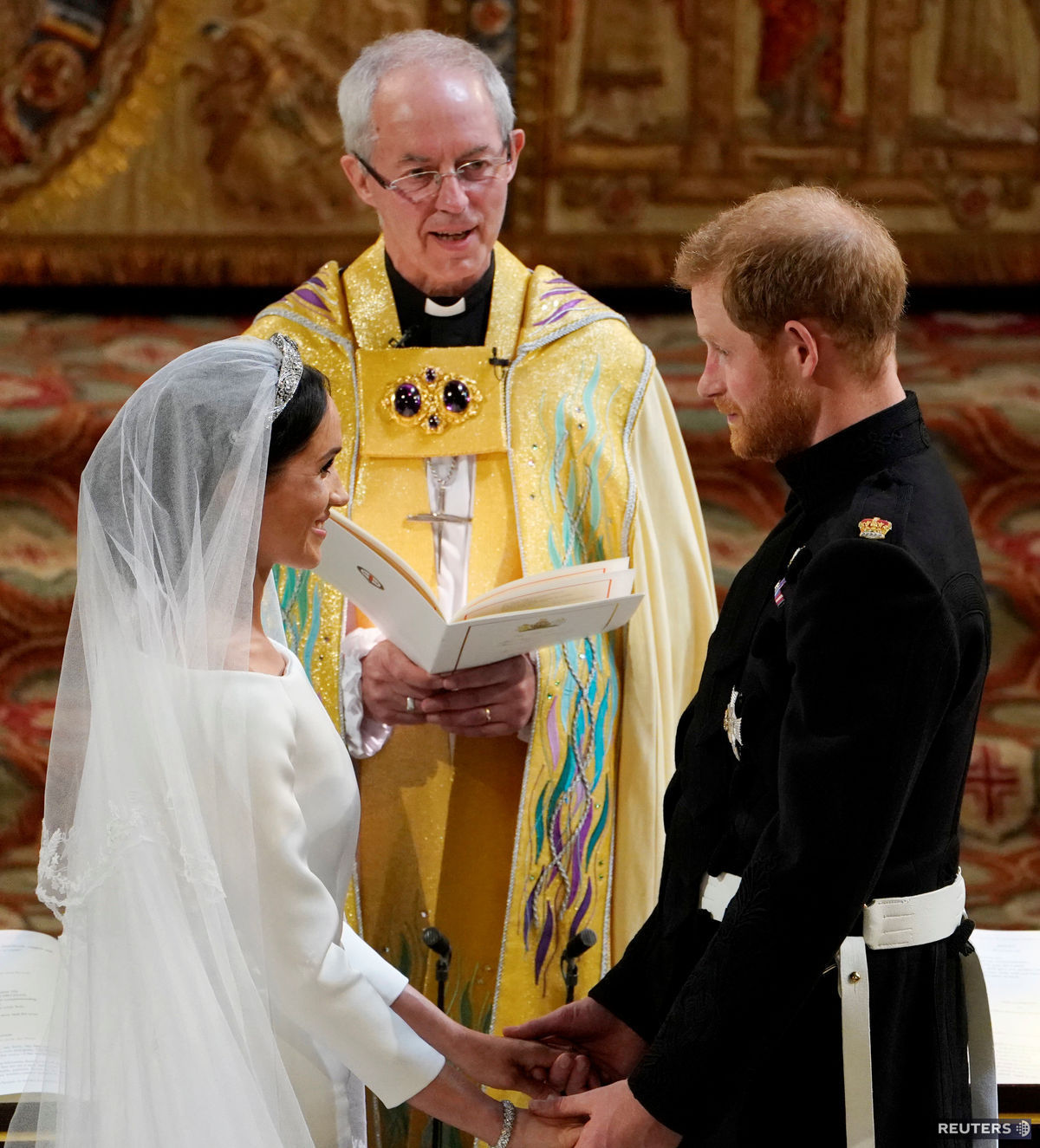Princ Harry a Meghan Markle sa stali manželmi,...