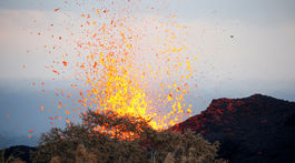 Láva zo sopky Kilauea začala stekať do oceána