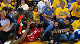 Golden State odčinil zaváhanie. Houston deklasoval o rekordných 41 bodov