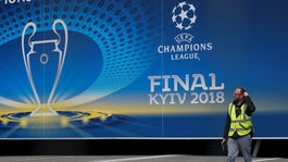 V Kyjeve prekryli logá ruského sponzora LM. UEFA už zareagovala