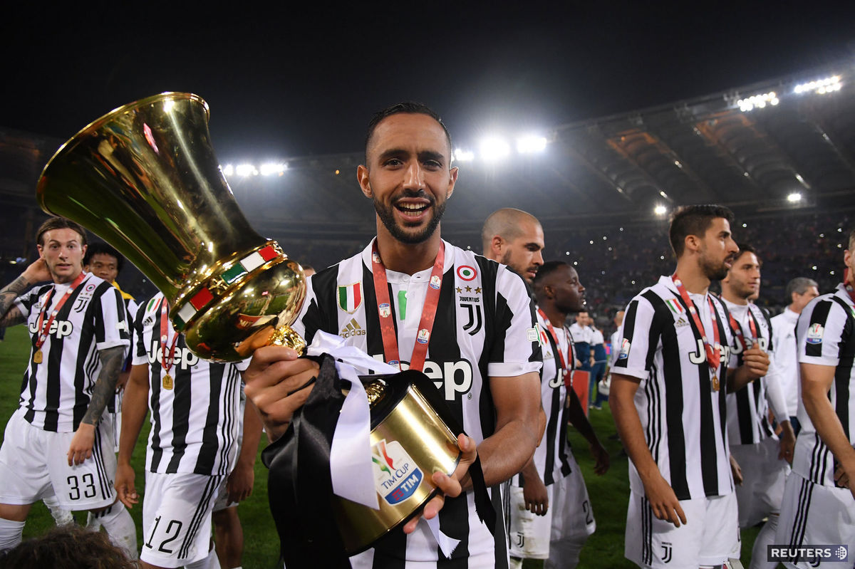 Marocká hviezda Medhi Benatia po triumfe...