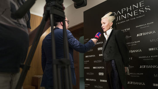 Daphne Guinness poskytla počas návštevy...