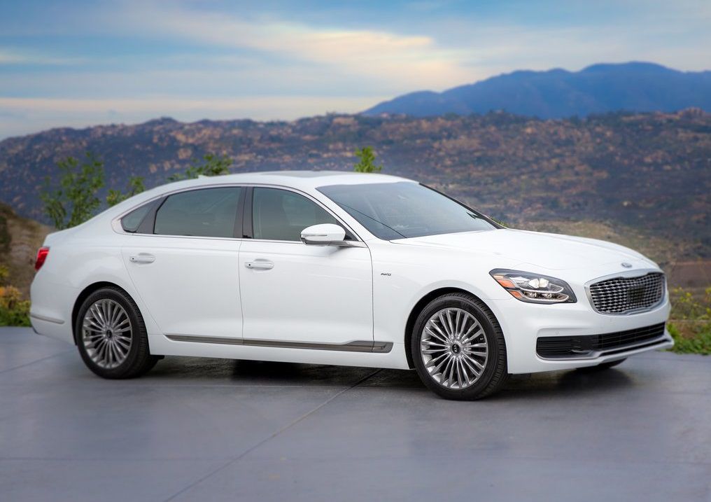 Model K900 poháňa dvakrát preplňovaný...