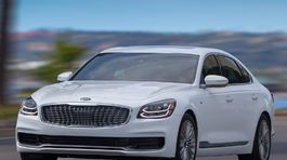 Kia-K900-2019-1024-03