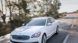 Kia-K900-2019-1024-05