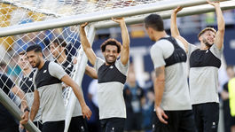 Kyjevská hra. O futbalovú nesmrteľnosť i Zlatú loptu