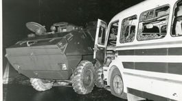 Streľba na hraniciach. Pred 40 rokmi uniesli autobus so študentmi
