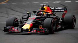 Systémom štart-cieľ. V Monaku triumfoval Ricciardo