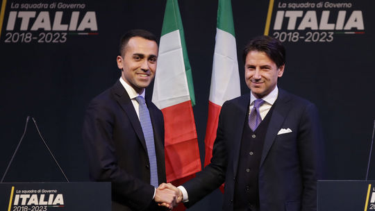Talianske strany M5S a LN dosiahli dohodu o podobe novej vlády