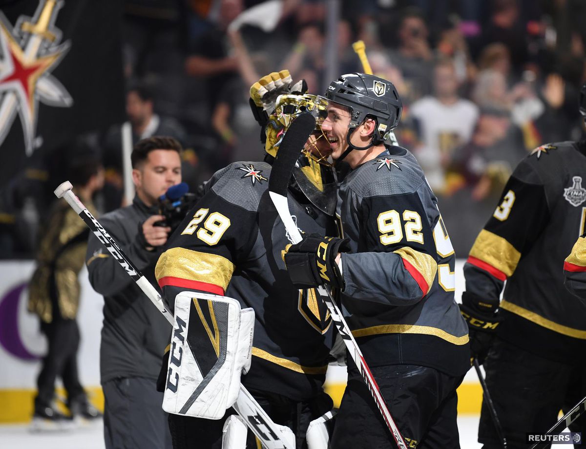 Brankár Vegas Marc-Andre Fleury a hrdina zápasu...