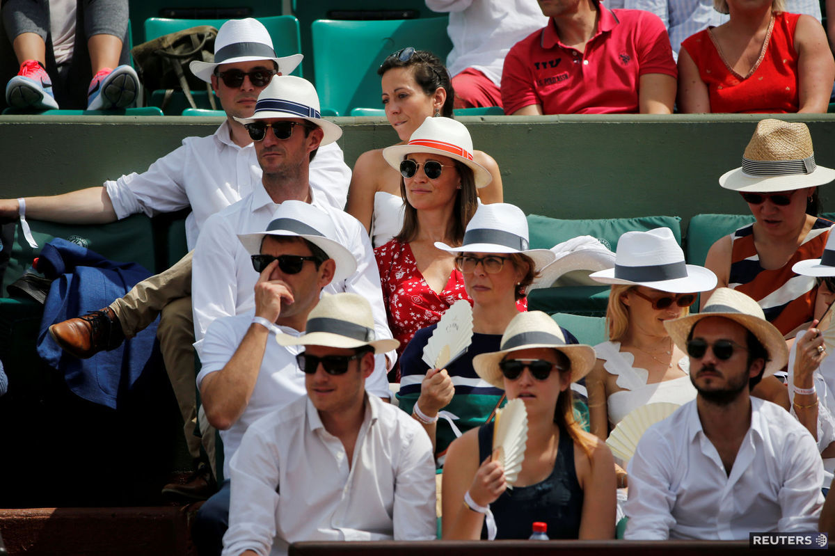 Pippa Middleton a James Matthews v hľadisku na...