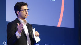 Bezpečnostný expert Jeff Moss: Hacknúť telefón? Niekedy sú to minúty