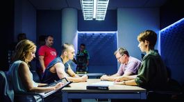 Kriminálka Za sklom nebola vôbec temná. Nazrite do zákulisia druhej série