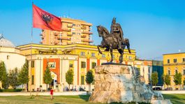Tirana, Albánsko, socha, jazdec
