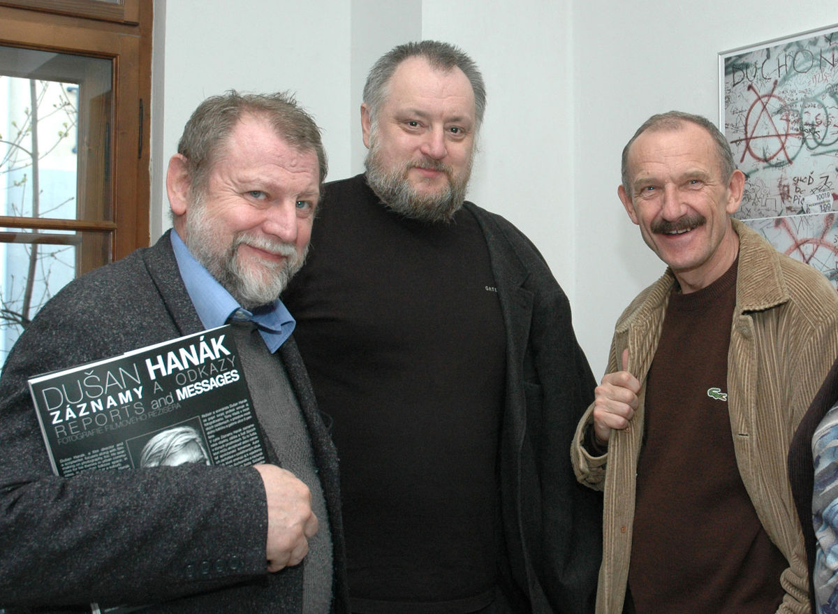 S režisérom Martinom Šulíkom a spisovateľom...