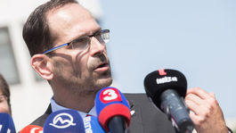 Kandidátom SaS, OĽaNO a Sme rodina na post primátora Bratislavy je Ján Mrva