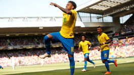 Strach aj radosť. Neymar znovu naháňa brazílske legendy