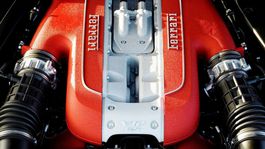 Motor roka: Medaily zbierali adepti na odpis. Víťazom je 12-valec, diesel ani jeden