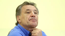 Chorvátskeho futbalového bosa poslali s bratom do väzenia, trest hrozí aj Modričovi