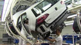 Volkswagenu hrozia odstávky. Je v emisnom zajatí