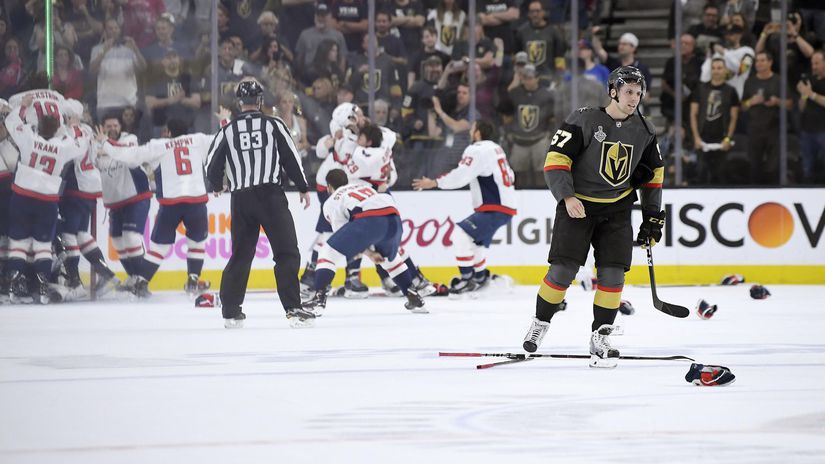 Radosť a smútok. Hokejisti Washingtonu...