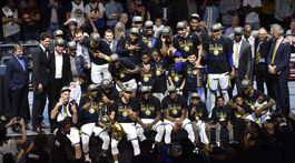 Golden State Warriors obhájili titul, Clevelandu nedali vo finále šancu