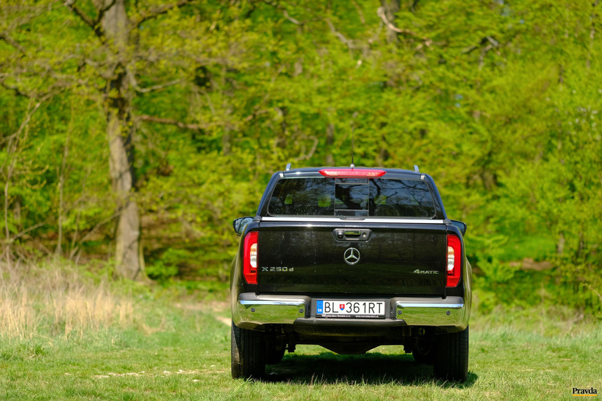 Žiadny iný prémiový výrobca pick-up neponúka.