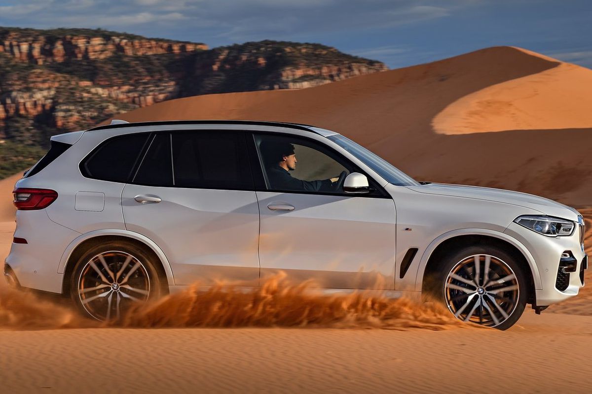 V teréne ťaží X5 z balíka Off-road, ktorý ťaží...
