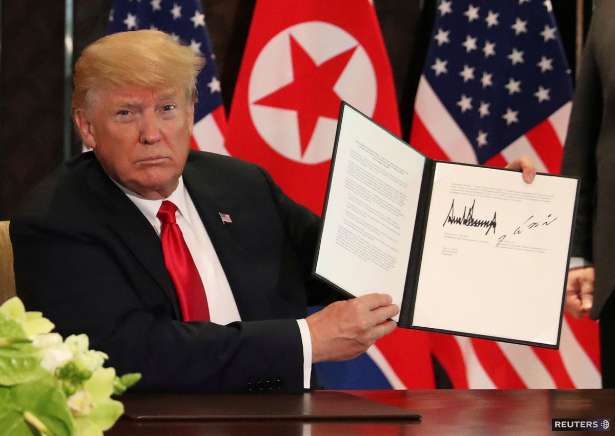 Deklarácia s podpismi amerického prezidenta a...