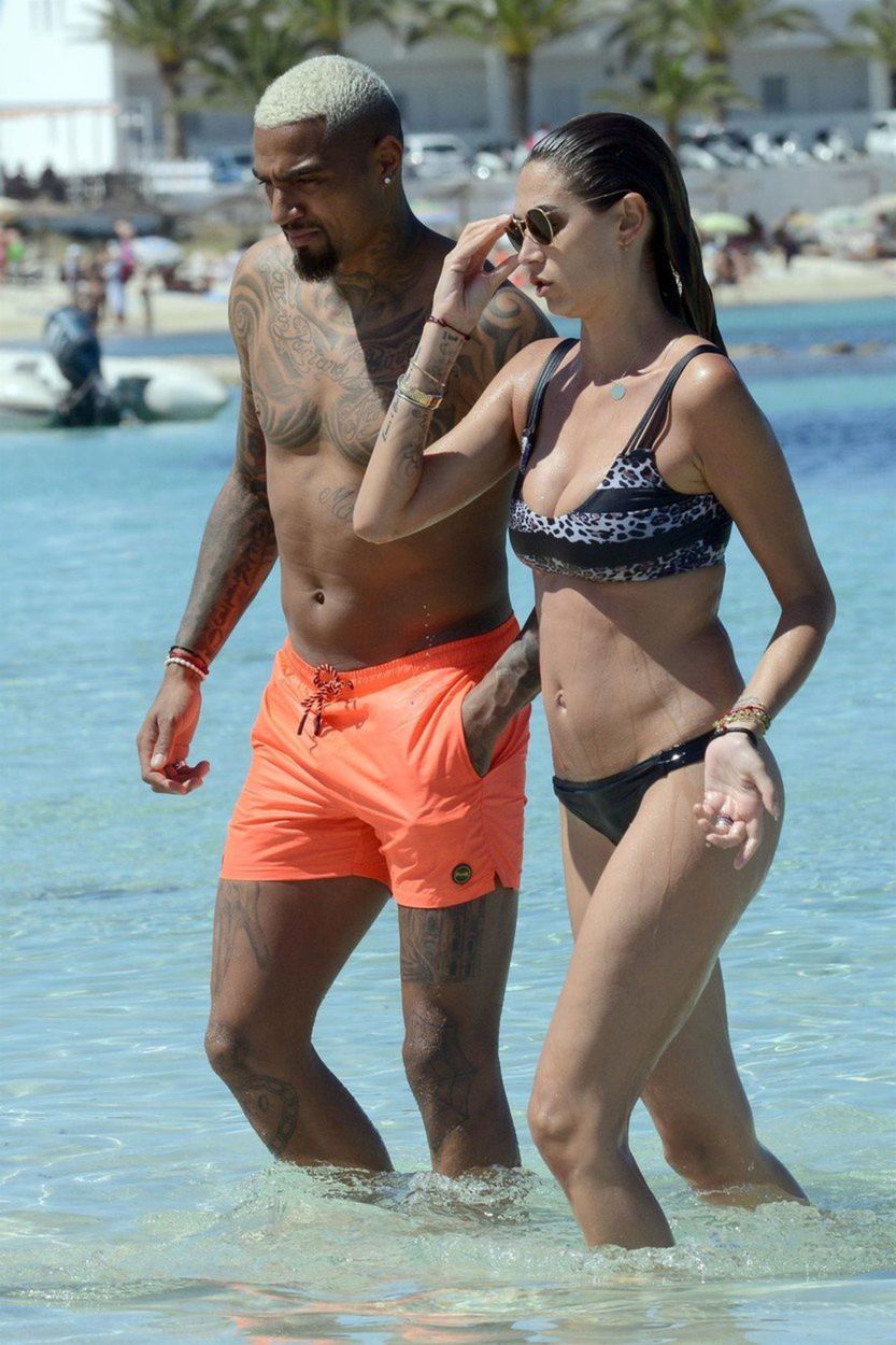 Futbalista Kevin Prince Boateng a jeho manželka...