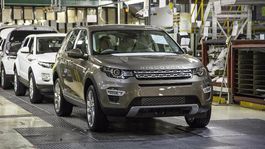Jaguar Land Rover posiela na Slovensko rodinné striebro