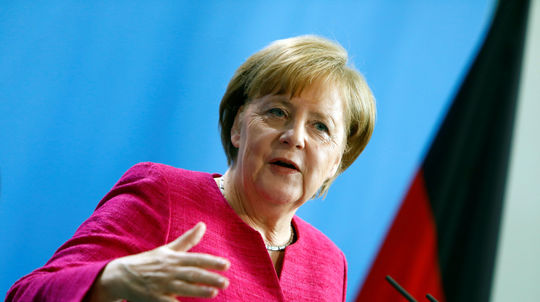 Na dohodu o vracaní migrantov do Talianska treba viac času, tvrdí Merkelová