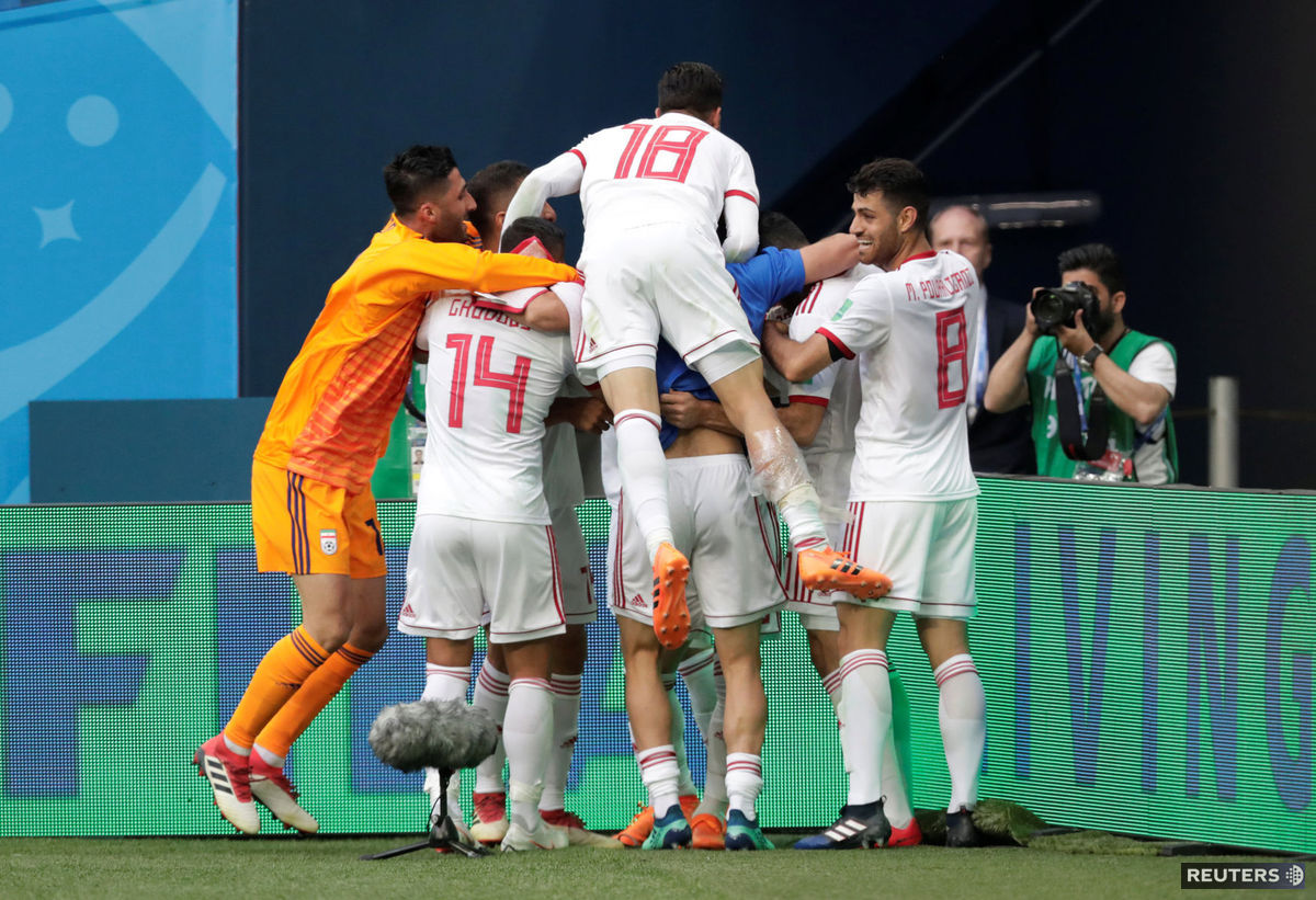 Radosť futbalistov Iránu. Podľa Vladimíra...