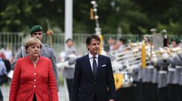 Taliansky premiér Conte navštívil Merkelovú, témou rokovaní boli utečenci