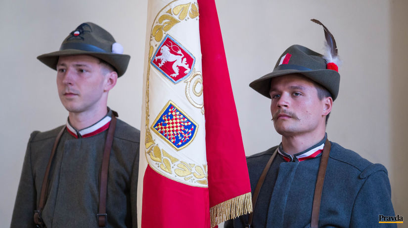 Členovia Československej obce legionárskej....