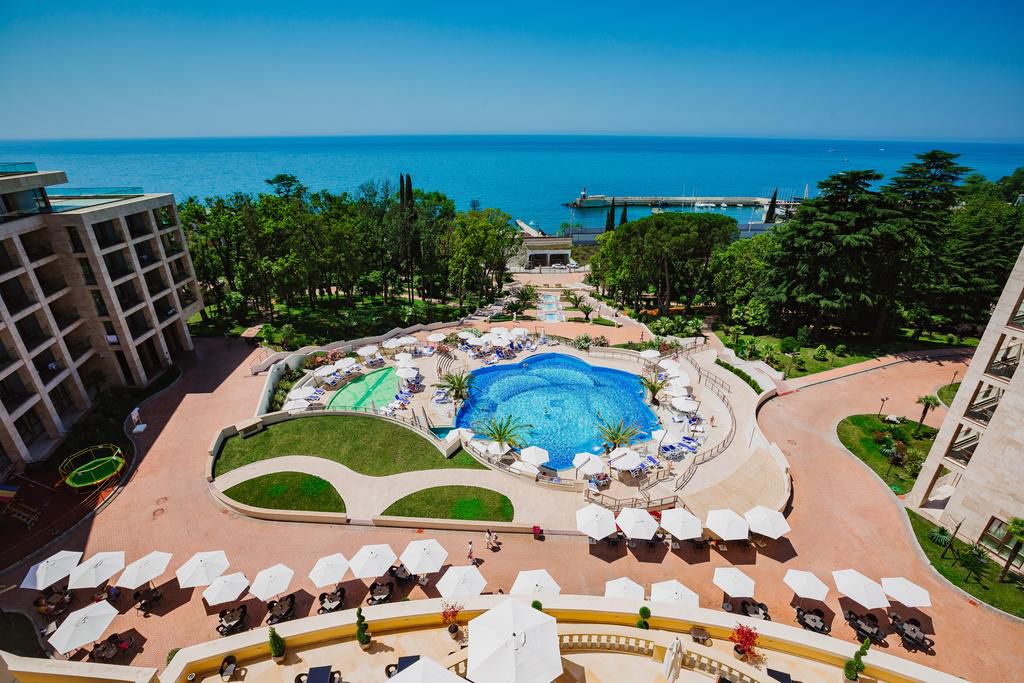 Swissôtel Resort Sochi Kamelia.