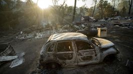 Severnú Kaliforniu pustošia požiare, pália domy a vyháňajú ľudí