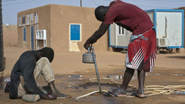 Merkelová hľadá spojencov, času má málo